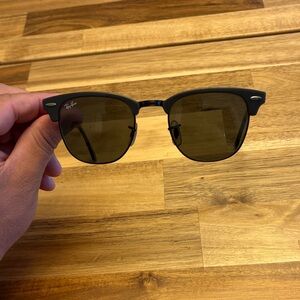 Ray-Ban Classic Clubmaster grey Sunglasses